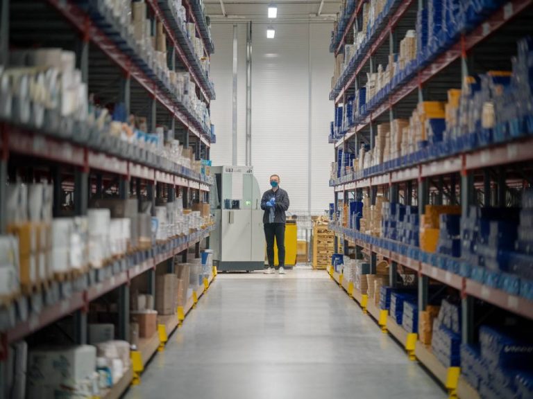 « Les impacts des nouvelles réglementations environnementales sur le secteur e-commerce en 2024 »